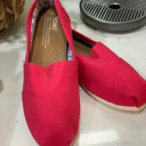 Toms Classic Slip-On